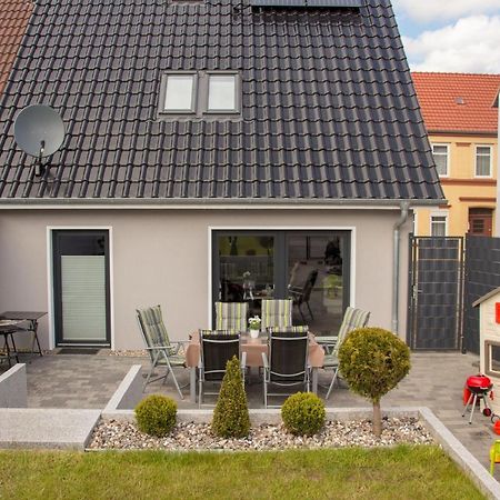 Familienfreundliches Ferienhaus in Kröpelin Exterior foto